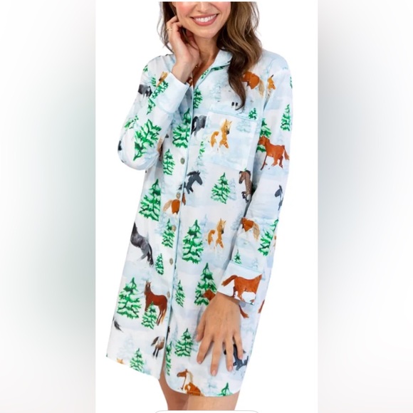 Women's Horse Print Pajama Shirt - Multicolor - Picture 1 of 15